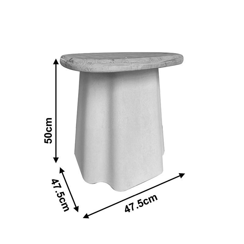 Модерна, естетска и уникатна тркалезна помошна маса Side Table Rhodesic со горна површина во природна нијанса на дрво и зајакната естетска шасија во екри боја