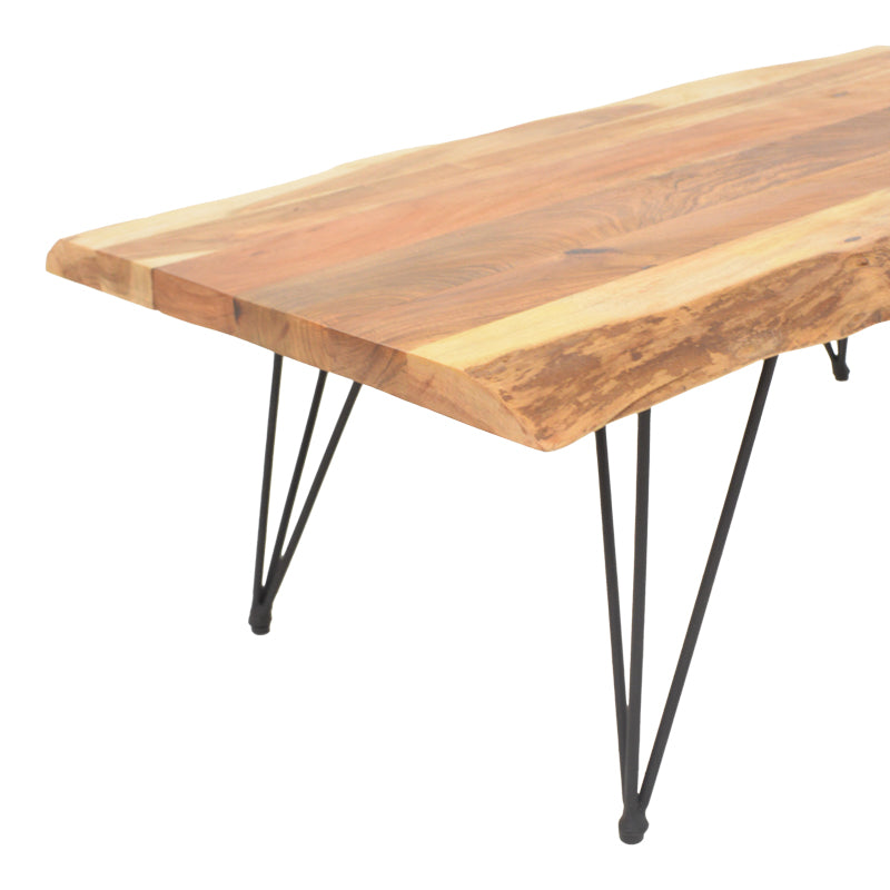 Луксузна правоаголна клуб маса Coffee table Xenoia изработена од масивно акација дрво со уникатни природни годови и цврста носечка основа