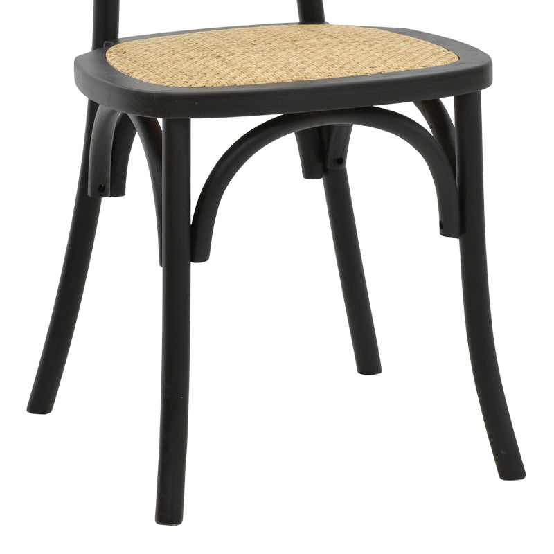 Модерно, естетско и уникатно дрвено столче Chair Innsbruckic со мат црна букова рамка и контрастен наслон од плетен природен ратан