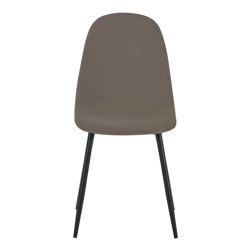 Модерен трпезариски лоунџ стол Dining Chair Wood обложен со софистицирано меко беж кадифе, поддржан со цврсти метални ногарки во мат црна боја