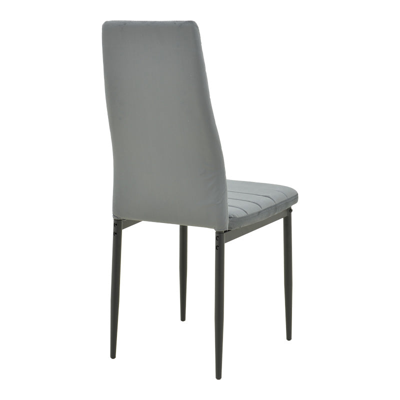 Модерен трпезариски лоунџ стол Chair Wesic обложен со меко сиво кадифе, поддржан со цврсти засилени метални ногарки во мат црна боја